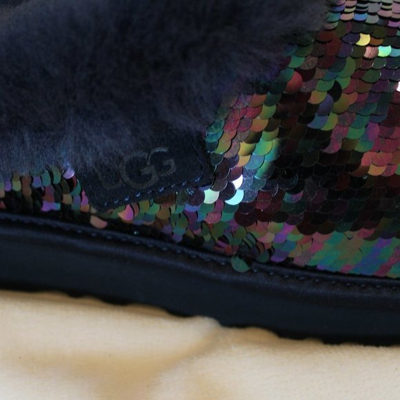 NIB UGG WOMEN'S SLIP ON SEQUIN CLUGGETTE SLIPPERS NAVY BLUE 6 - Picture 4 of 7